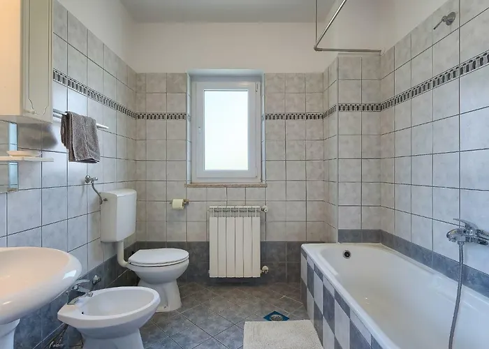 Gojak By Interhome * Pula