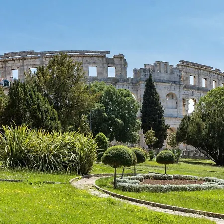 Gojak By Interhome 度假居